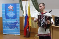 Студенты музыкального училища в Отделении Пенсионного фонда Российской Федерации по Чувашской Республике приняли участие в познавательном квесте по повышению пенсионной грамотности среди молодёжи